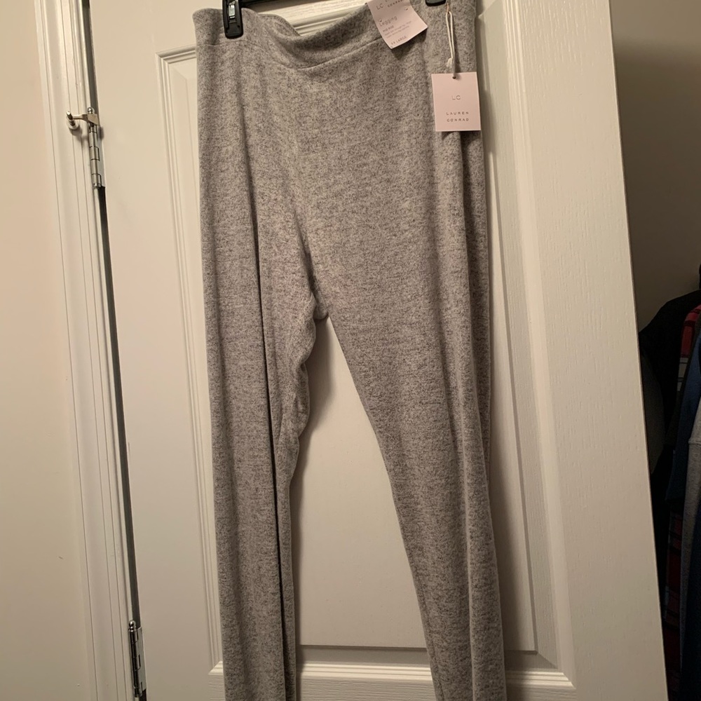 Lauren Conrad mid rise leggings
